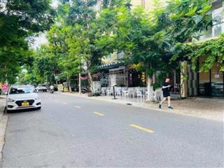 Giỏ hàng mỹ an bờ sông khu vực tổ hợp pháo hoa quốc tế đà nẵng