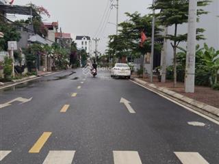 Đất tái định cư xâm thị  hồng vân, vỉa hè, phân lô, trục chính kinh doanh