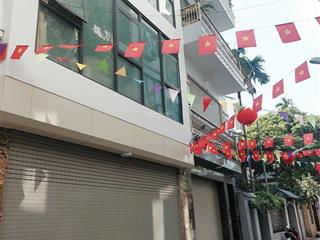 Căn nhà đẹp còn sót lại  hồ tây  dt 81m2  mt 5.2m  6t  giá 27.6 tỷ