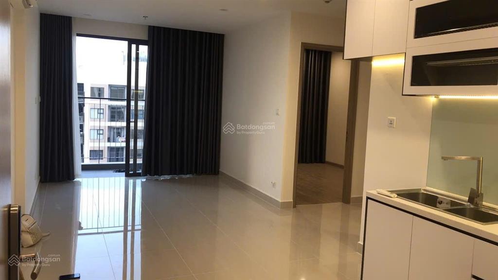 Định cư nước ngoài cần bán nhanh căn 2pn toà s503 sổ sẵn view hồ bơi đẹp
