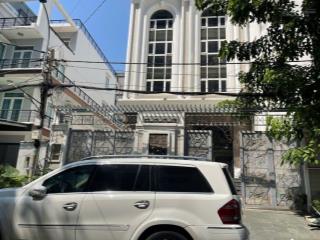 Bán toà nhà 6 lầu phước kiển nhà bè 250m2 giá 31 tỷ