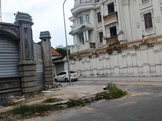 Chính chủ bán nhà mặt tiền siêu đẹp phước long b quận 9, 140m2 giá nhỉnh 13 tỷ