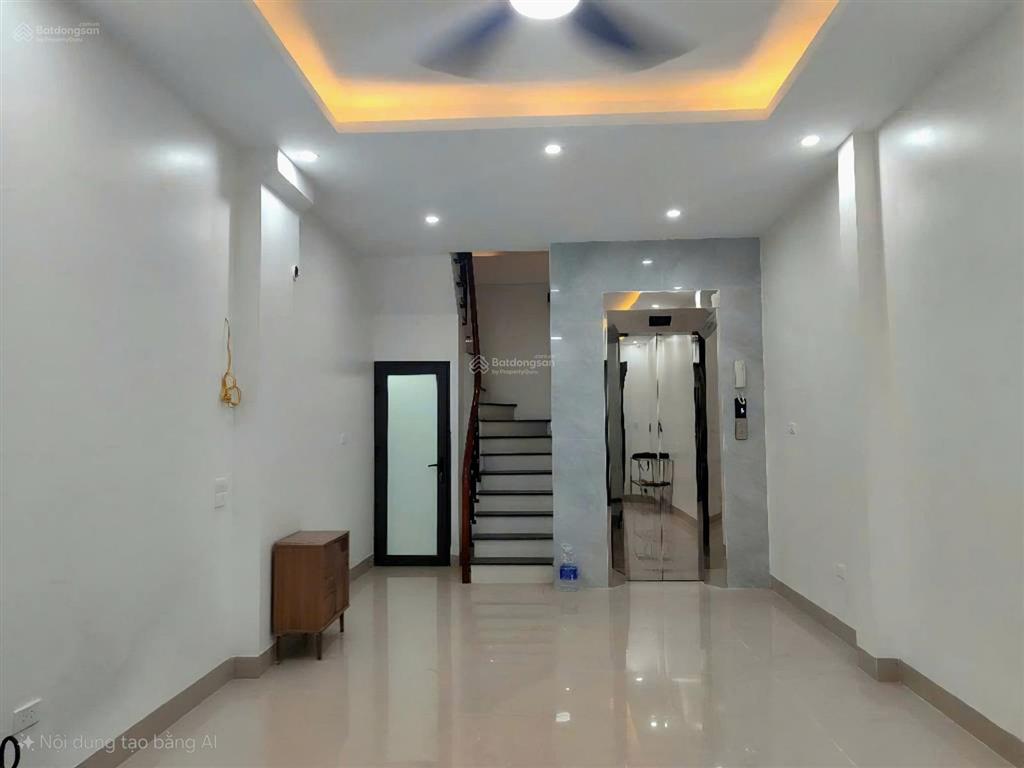 Nhà mới 6 tầng  thang máy ô tô đỗ cổng thúy lĩnh  hoàng mai  hn