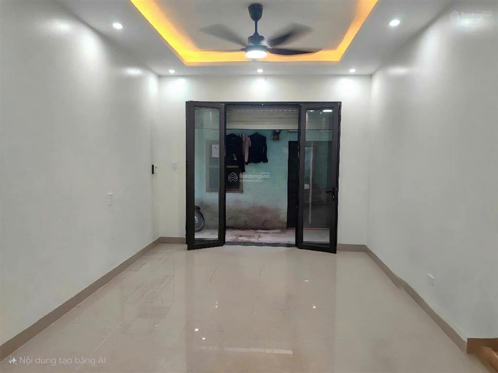 Nhà mới 6 tầng  thang máy ô tô đỗ cổng thúy lĩnh  hoàng mai  hn