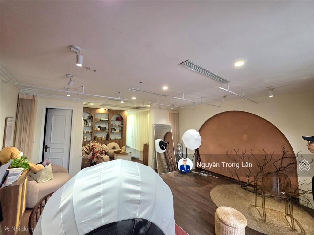 Nhà 7 tầng thang máy kinh doanh  ô tô vào nhà phố hồng tiến  long biên