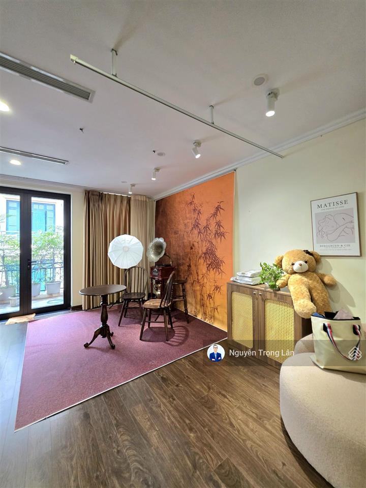 Nhà 7 tầng thang máy kinh doanh  ô tô vào nhà phố hồng tiến  long biên