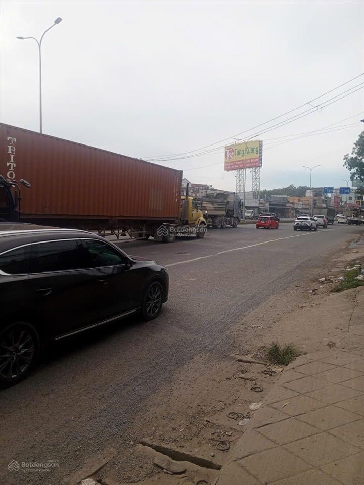 Bán nhà c4 đẹp kiên cố tháng thu nhập 10tr ngay mặt tiền ql 51 phước tân biên hoà sổ riêng ngay cho