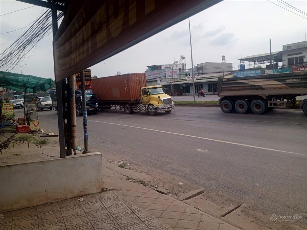 Bán nhà c4 đẹp kiên cố tháng thu nhập 10tr ngay mặt tiền ql 51 phước tân biên hoà sổ riêng ngay cho