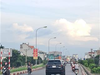Mảnh đất đầu tư  lô góc  60m. giá 4,9ty . bắc cầu  long biên  đường 19m trước nhà