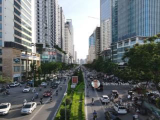 Lô góc  siêu hiếm  6 tầng . kinh doanh  vỉa hè 5m. thanh xuân  63m. giá 33.5ty ( thương lượng )