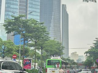 Tòa văn phòng hạng a  tiêu chuẩn 2 mặt phố  vỉa hè. 135m  9t  giá 115ty ( thương lượng )