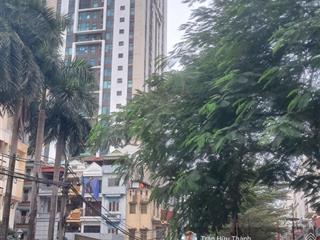 Tòa buidling  7 tầng  45p đang khai thác full. 2 mặt tiền. 400tr/ tháng. giá 6x tỷ