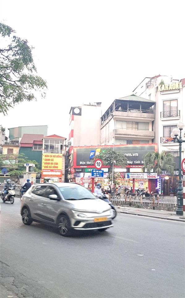 Tòa văn phòng 11t  360m2  lô góc. ngã tư ô chợ dừa  đê la thành đường vành đai 1. giá 1xx tỷ