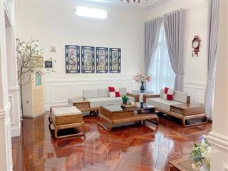 Căn hộ 189m2  3n2vs  13 tỷ hướng đông nam, full nội thất ở ngay chung cư the manor  mỹ đình