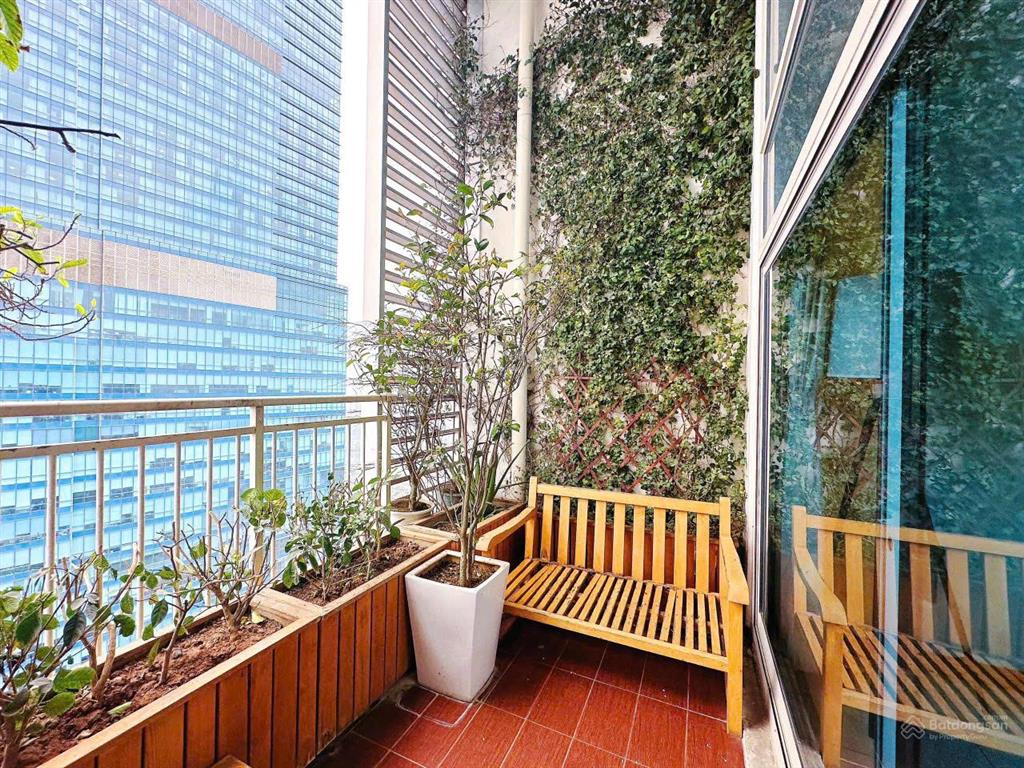 Chủ cần bán ch trên tầng 20 cc iph xuân thủy 128,6m2 3n2vs14.94 tỷ,full nội thất,sđcc 0966 769 ***