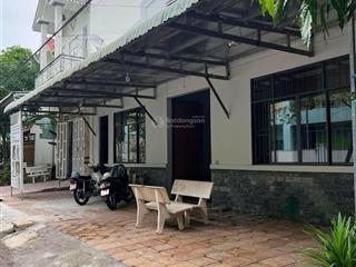 Bán dãy trọ đang cho thuê đường đại lộ bình dương. dt 300m2. shr, dãy trọ 15 phòng