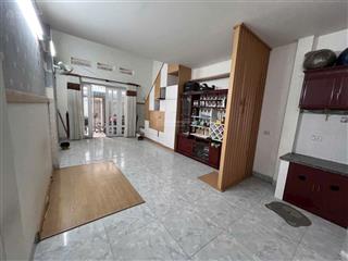 Bán nhà 1 trệt 1 lầu ngay thị trấn long thành, đồng nai. giá 2ty1, dt 90m2. sổ hồng riêng. ngang 5m