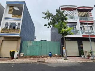 Cần bán lô đất ngay long đức, long thành, đồng nai. giá 1ty950, 280m2. sổ hồng riêng, lô 2 mặt tiền