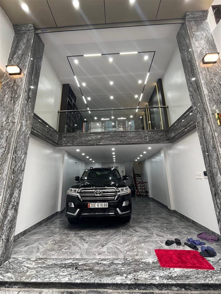 Bán nhà tam trinh, phân lô, ô tô 7chỗ, kinh doanh vô địch, nhỉnh 18,7tỷ