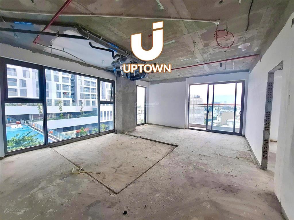 Urban green chuyển nhượng căn hộ 3 phòng ngủ, layout sân vườn. giá chuyển nhượng 7,5 tỷ all in.