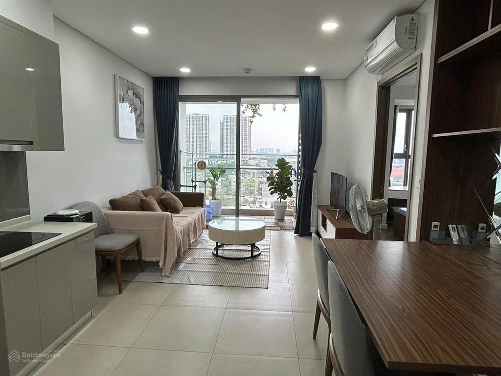 Cần bán gấp can hộ cao cấp river panorama tk  2pn  2wc tầng cao thoáng mát wieu sông