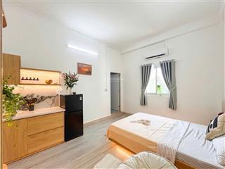 Căn studio cửa sổ thoáng, full nội thất giá chỉ 3.9tr, ngay vòng xoay lăng cha cả, nhà ga t3