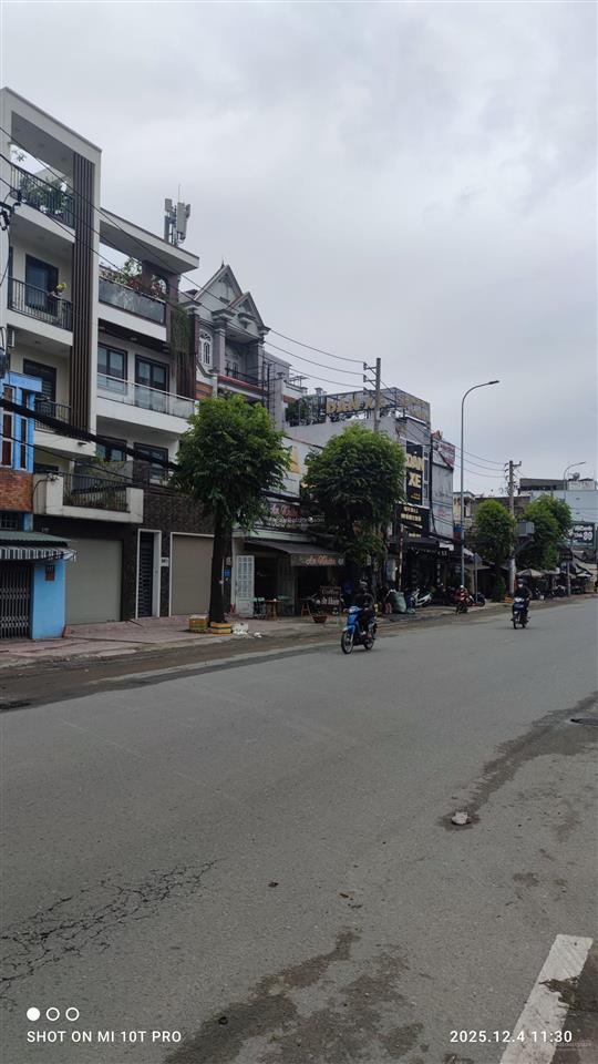 Nhà cần bán gấp mặt tiền đường tô ký đối diện phần mềm quang trung q12