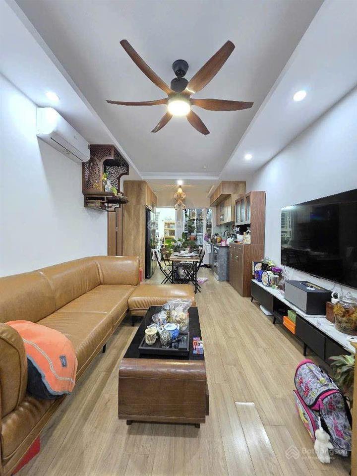 Căn hộ tòa 30t2 mạc thái tổ, cầu giấy 59m 2 ngủ, 2wc tầng cao căn góc rộng, thoáng vip