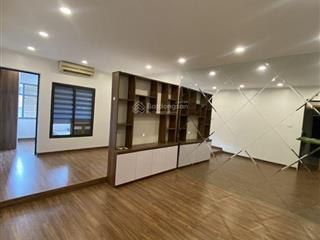 Tập thể nghĩa tân  65m2  3 ngủ, 1 khách rộng, bếp, 1wc  vị trí trung tâm, dân trí cao, gần phố