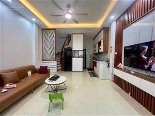 Bán nhà mới phố trung kính trung tâm cầu giấy 5 tầng, mặt tiền 4,2m  vị trí vip, siêu đỉnh