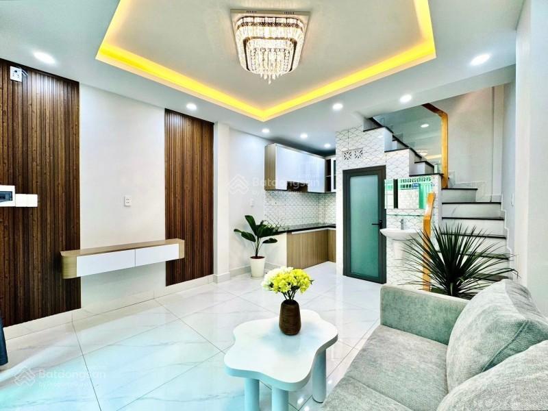 Bùi đình tuý bình thạnh  nhà đẹp full nội thất  3 tầng, 3 pn, sổ vuông a4  giá 4.5 tỷ còn tl