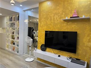 Căn hộ lô góc, lầu thấp, view nội khu, tầng có 9 thang máy, phòng gym, phòng trẻ em, bảo vệ an ninh