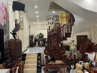 Mặt phố vỉa hè rộng  mặt tiền 5m nhà 5 tầng 70m2  chiến thắng, văn quán  siêu đẹp giá rẻ