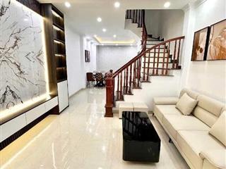 Mặt phố bà triệu  60m2 nhà 4 tầng  không quy hoạch  sổ đỏ cất két  11 tỷ  vỉa hè rộng