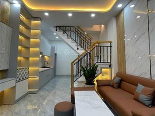 3 tầng  lê văn lương  phan huy thực  chỉ 4,2 tỷ hoàn công chuẩn dt đất 4 x 7,2m dtsd 60m