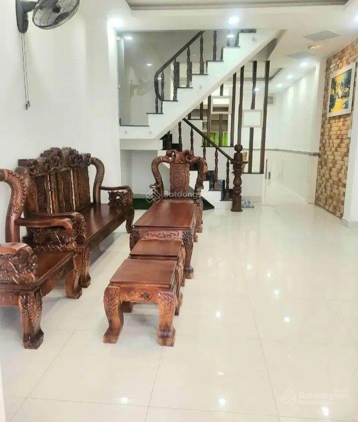 Biệt thự 3 tầng 130m2 huỳnh tấn phát, sát q7 5,5 tỷ 2 lầu + sân thượng