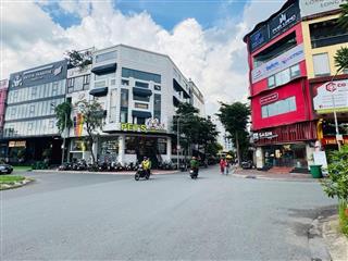 Mặt tiền quận 7 kdc kim sơn 6 tầng 100m  nguyễn hữu thọ thang máy  hđ 60 tr/tháng