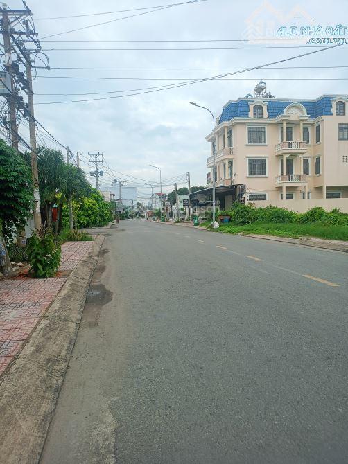 Bán đất p6 tân an, cách aeon tân an 3 phút, diện tích 106m2 full thổ cư giá 1 tỷ 5 có tl