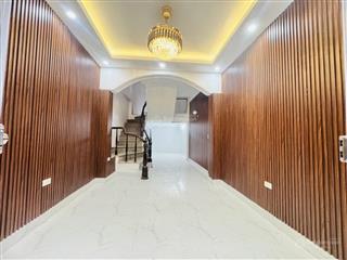 Hiếm có! bán nhà giải phóng, 48m2, 5 tầng. ô tô vào tận nhà. chủ bán 9.95 tỷ