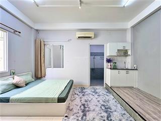 Khai trương phòng studio mới cửa sổ gần vòng xoay công trường dân chủ, bv bình dân, chợ vườn chuối