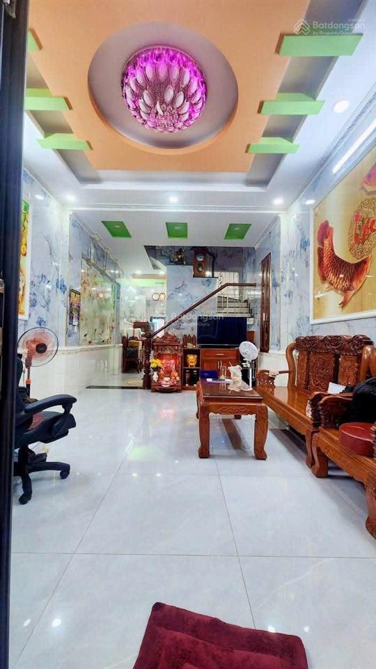 Bình tân nhà 4 tầng, 64m2, shr hoàn công đủ 4pn 4wc hẻm xe hơi giá 6,5tỷ