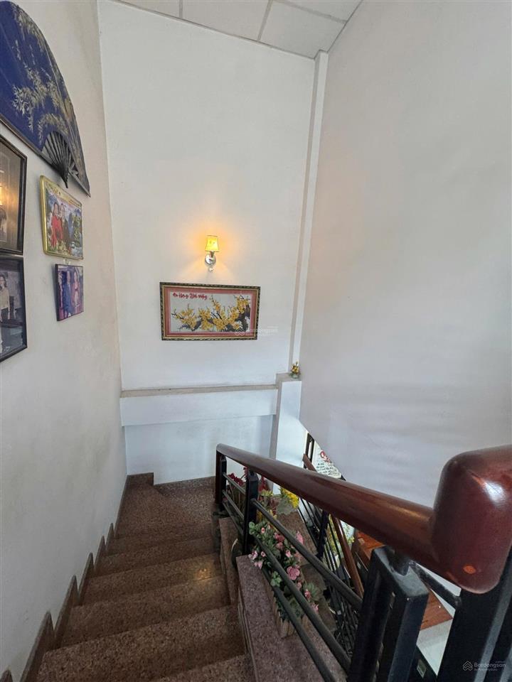 Bình tân nhà 1 tầng, 52m2, shr hoàn công đủ 2pn 2wc giá 3,8 tỷ