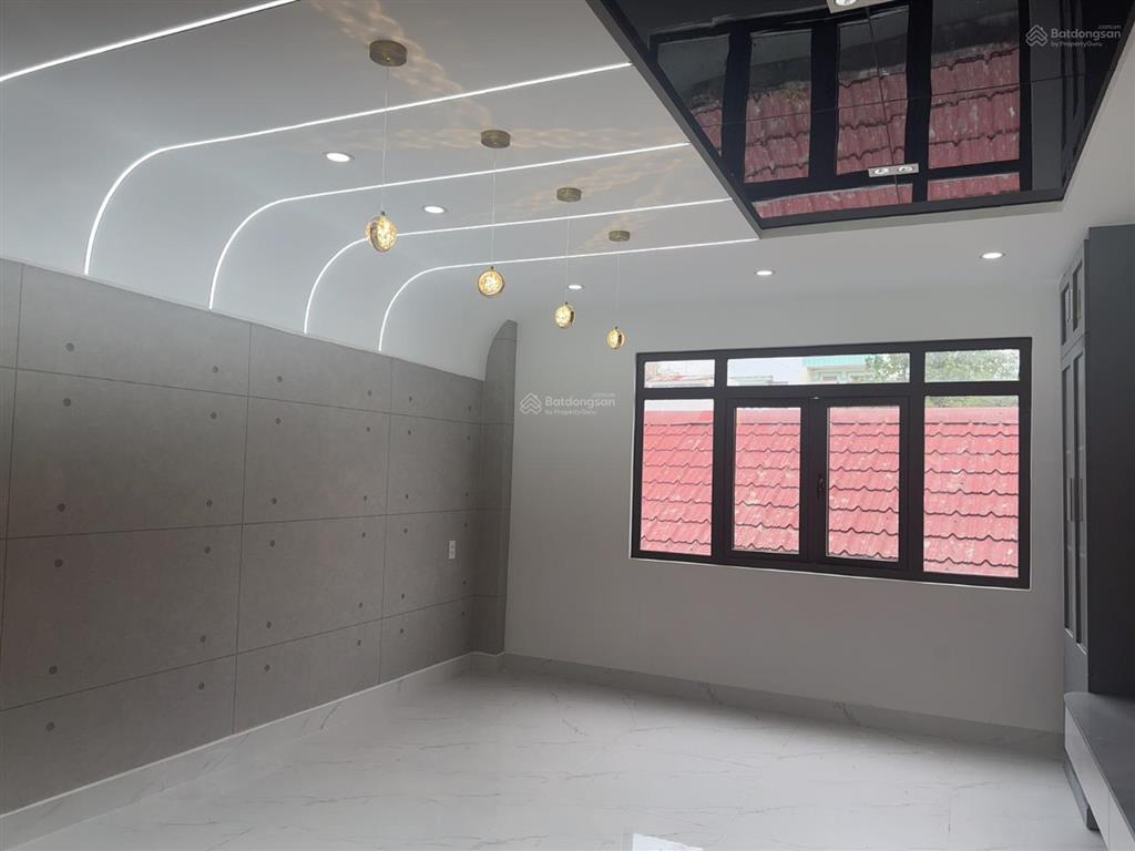 Bình tân nhà 4 tầng 52m2 shr hoàn công đủ 4pn 4wc hẻm xe hơi giá 6,6tỷ