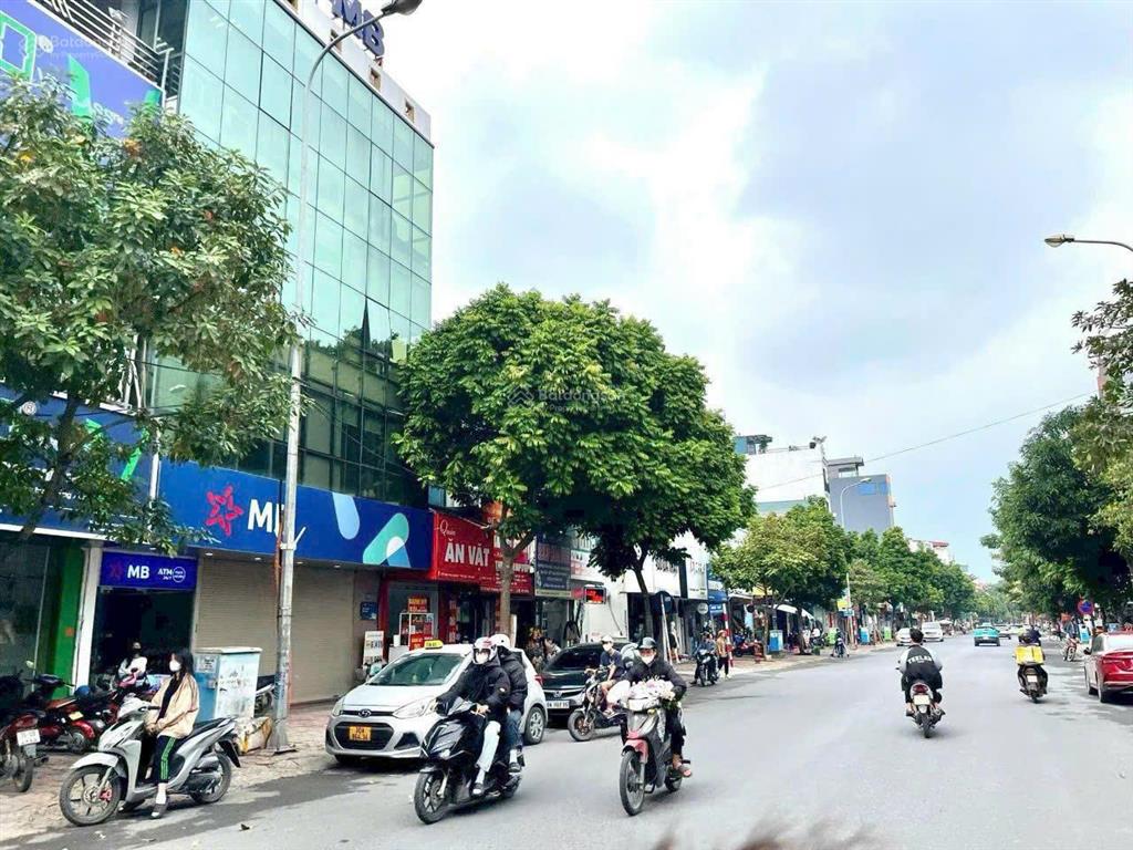 Siêu phẩm đất phố 95m2 ngô xuân quảng  trung tâm gia lâm, có nhà cho thuê, sổ đỏ chính chủ!