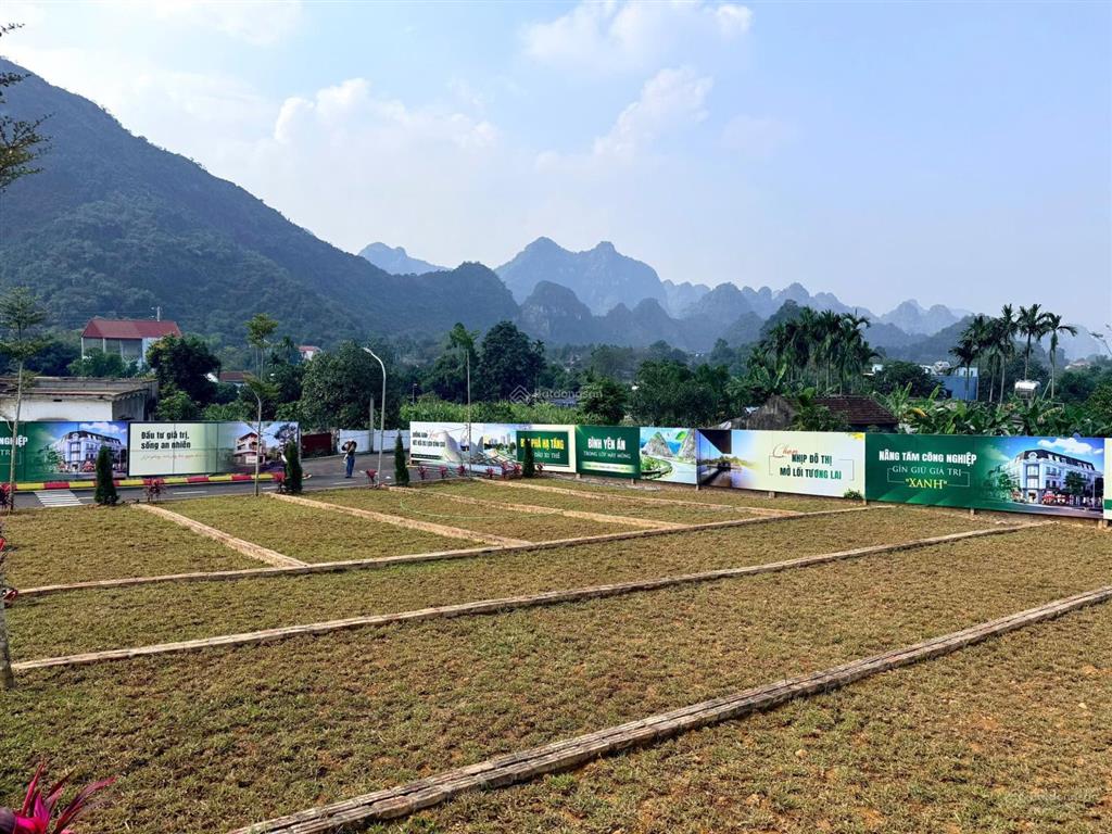 Chính chủ bán đất trung tâm thị trấn gần trường chợ uỷ ban sat đường ql21 & hcm chỉ 10p tới khu cn