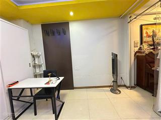 Hẻm nhựa 3 lầu xe hơi ngủ trong nhà đường võ oanh p25 bt