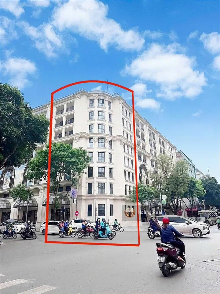 Suất ngoại giao  căn hộ 3pn 151m2 full nội thất 100% từ italia  đơn giả khoảng 600tr/m2