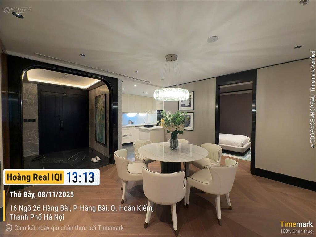 Suất ngoại giao  rẻ nhất thị trường  độc quyền 3pn full nội thất, đã có sổ hồng giá chỉ 88 tỷ
