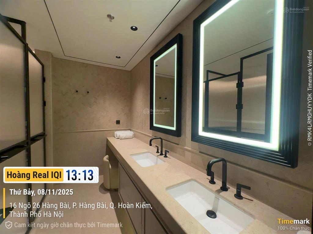 Suất ngoại giao  rẻ nhất thị trường  độc quyền 3pn full nội thất, đã có sổ hồng giá chỉ 88 tỷ