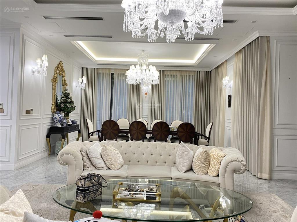 Kẹt tiền! bán gấp căn biệt thự đơn lập góc 2 mặt tiền hiếm có tại vinhomes tân cảng. giá bán t10/26